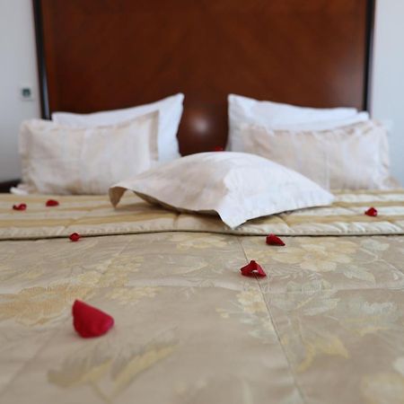 Apart-Hotel Integra Баня-Лука Экстерьер фото
