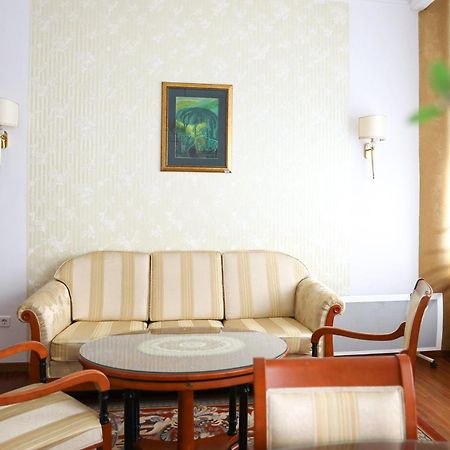 Apart-Hotel Integra Баня-Лука Экстерьер фото