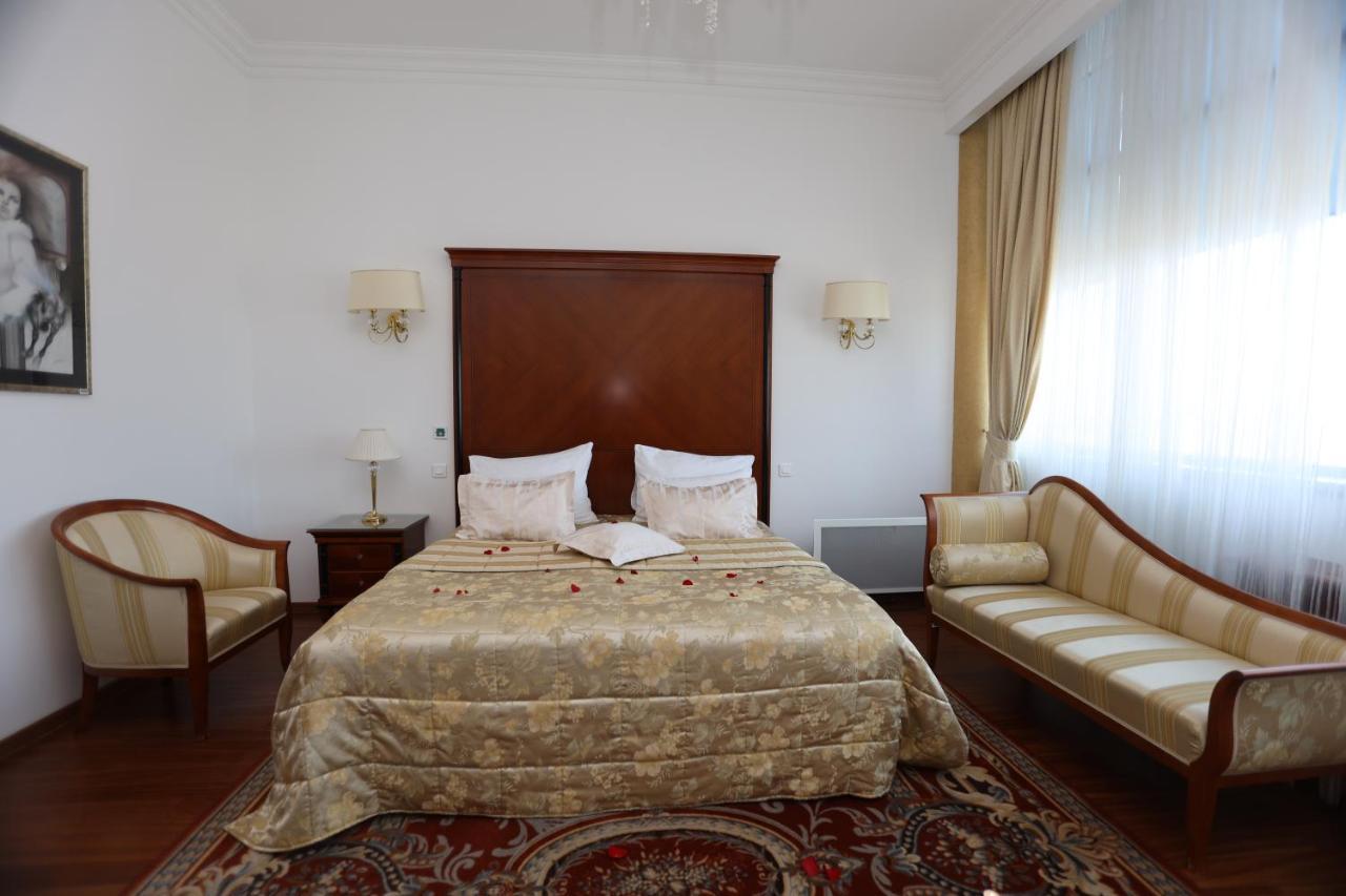 Apart-Hotel Integra Баня-Лука Экстерьер фото