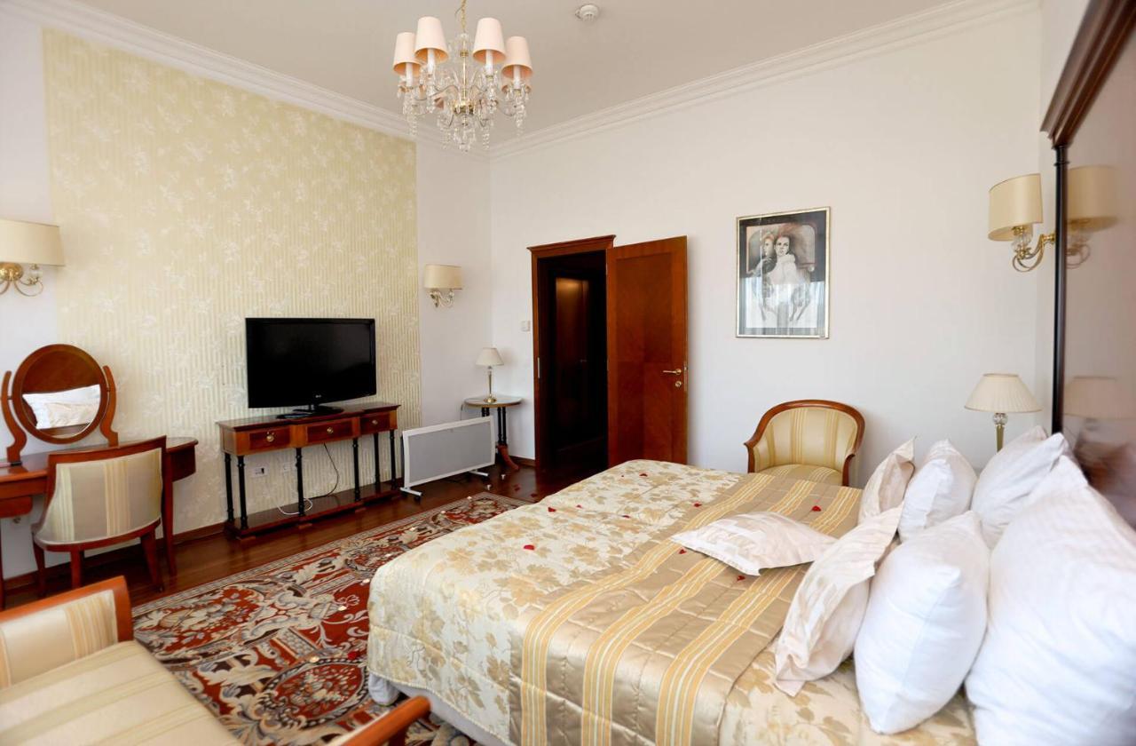 Apart-Hotel Integra Баня-Лука Экстерьер фото